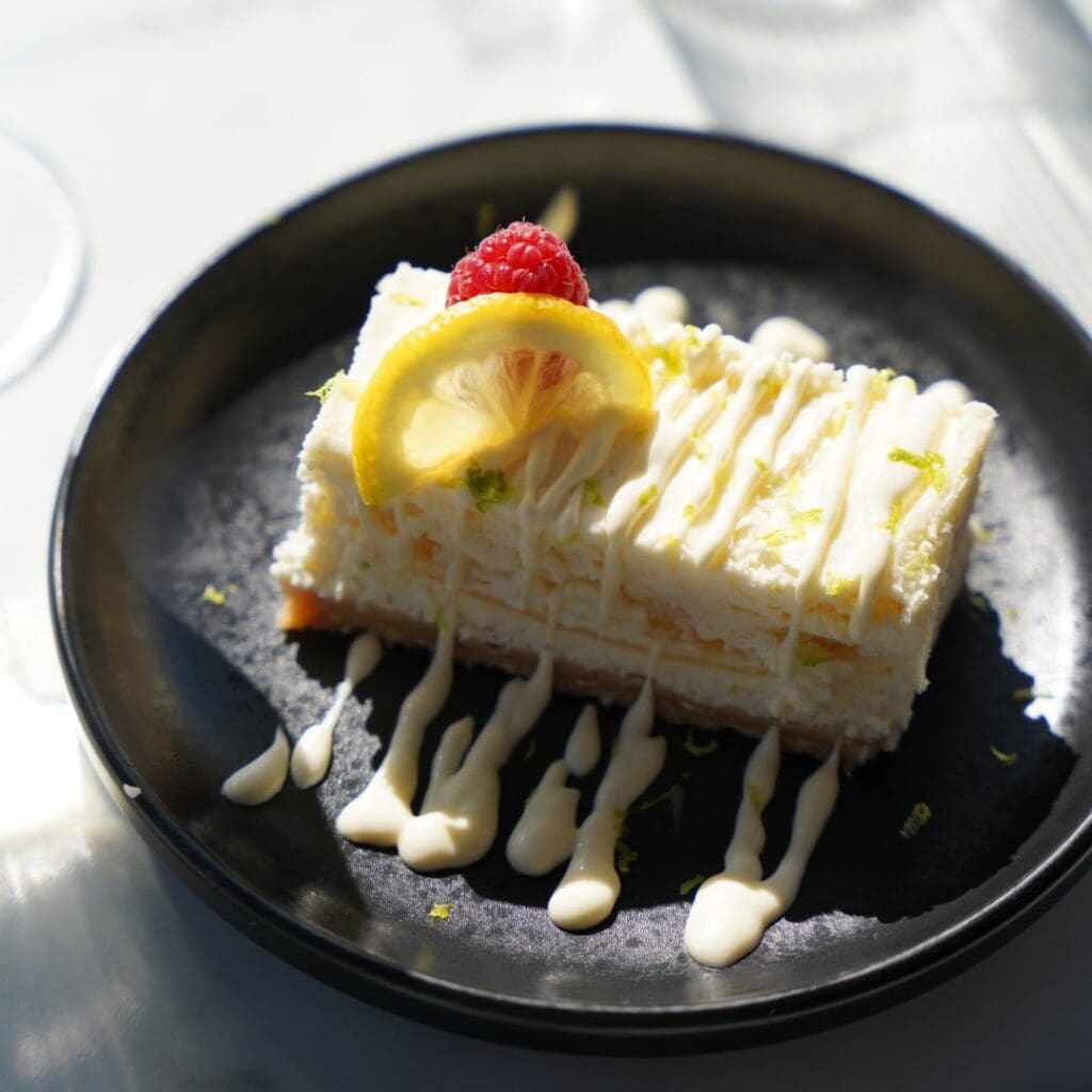 Agence M Com Marseille Ensemble Retsaurant Venelles desserts septembre cheesecake citron vert jaune biscuit beurre